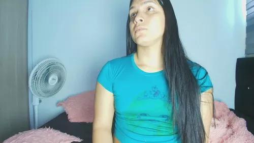 ailalove from Cherry is Freechat