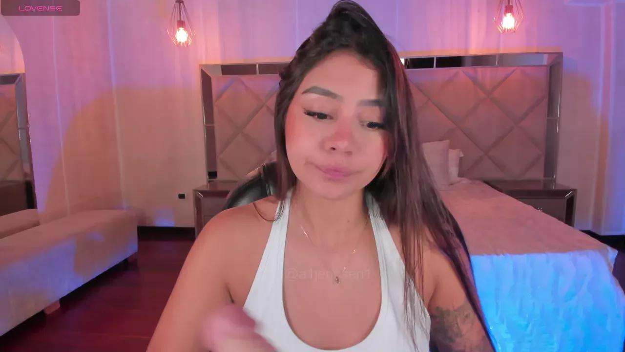 Photos of allyjensen from Cherry is Freechat