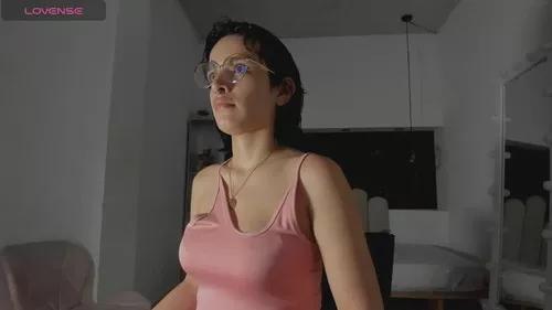 annyrosee from Cherry is Freechat