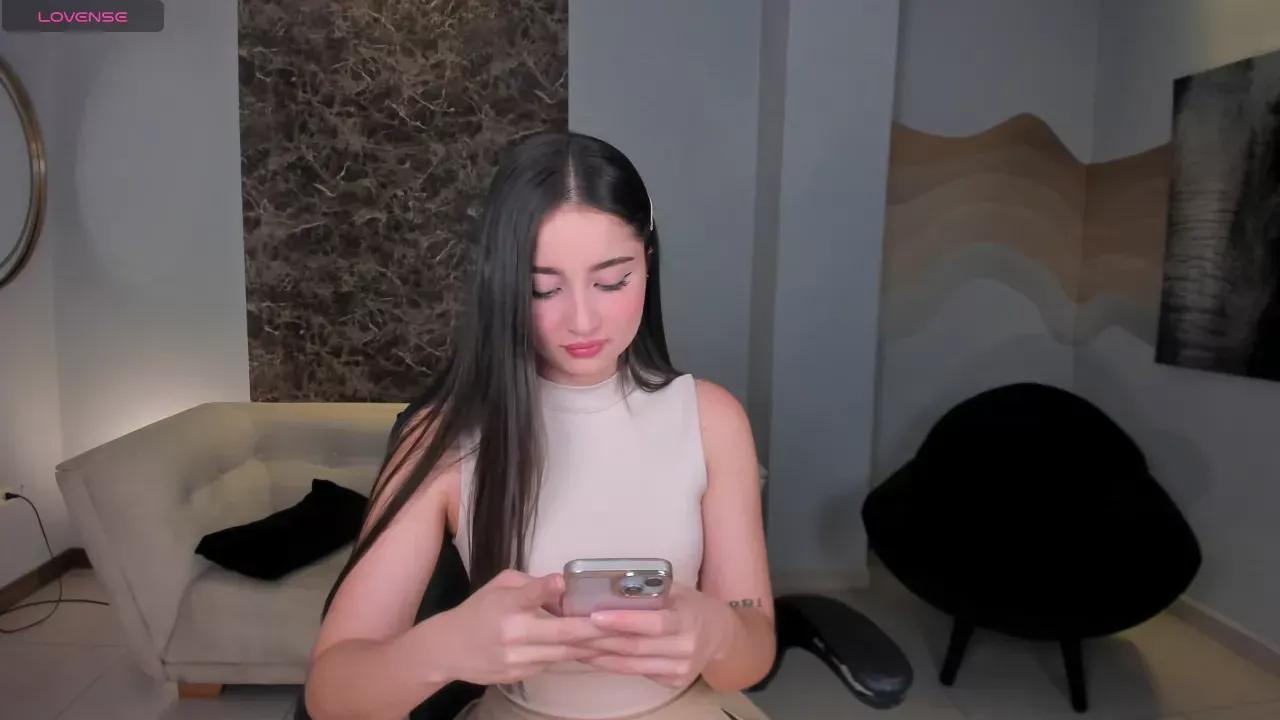 Photos of arianamonroe from Cherry is Freechat