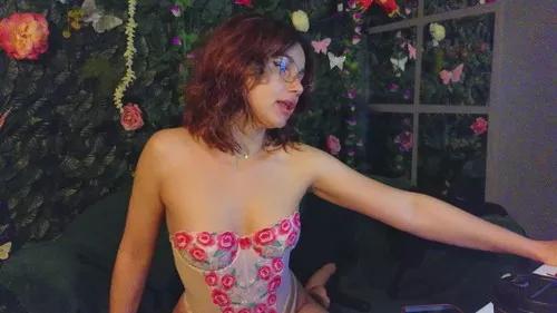 Check out our webcam shows gallery and message on a personal level with our sweet squirt cams hosts, showing off their natural physiques and sex toys.
