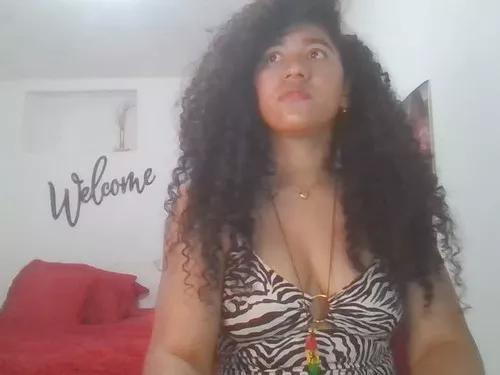 bellacrespa from Cherry is Freechat