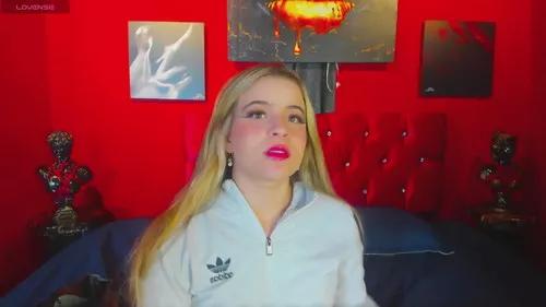 channelwhite from Cherry is Freechat