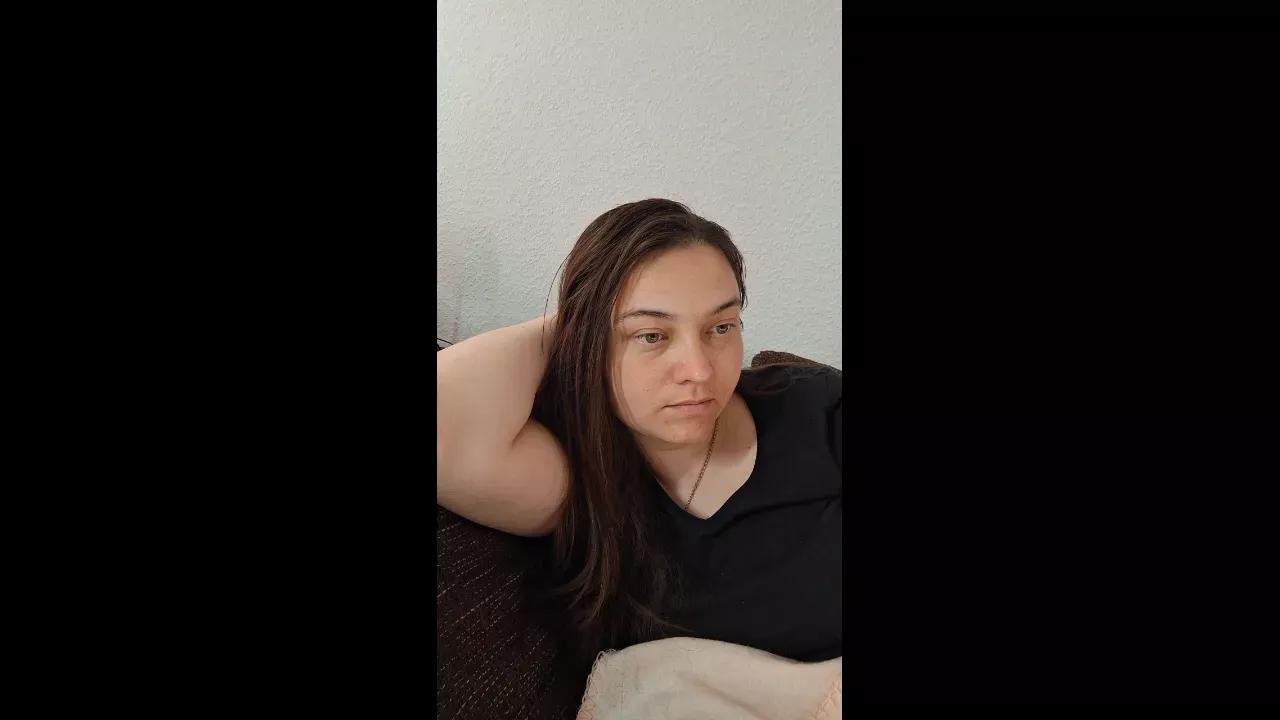cyndeewinter from Cherry is Freechat