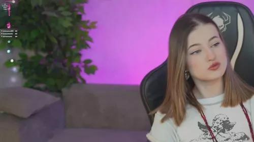 Check out our webcam shows gallery and message on a personal level with our sweet squirt cams hosts, showing off their natural physiques and sex toys.
