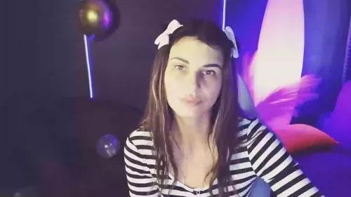 Check out our webcam shows gallery and message on a personal level with our sweet squirt cams hosts, showing off their natural physiques and sex toys.