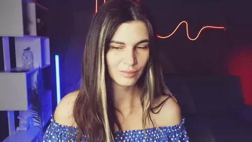 emilyreal from Cherry is Freechat