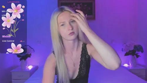 emilyshinex from Cherry is Freechat