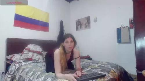 imcarla from Cherry is Freechat