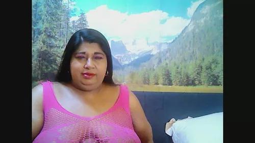 indianhoney4u from Cherry is Freechat