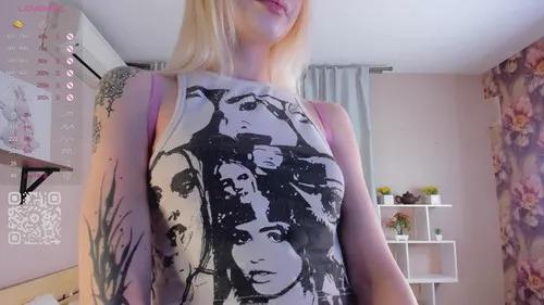 Check out our webcam shows gallery and message on a personal level with our sweet squirt cams hosts, showing off their natural physiques and sex toys.