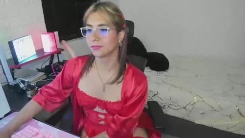 Check out our webcam shows gallery and message on a personal level with our sweet squirt cams hosts, showing off their natural physiques and sex toys.