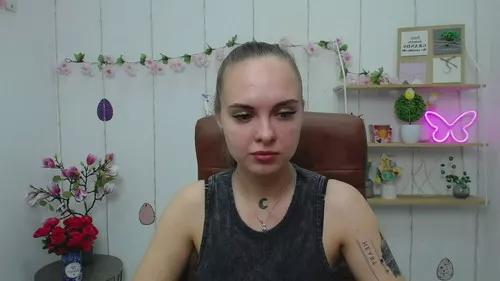 Check out our webcam shows gallery and message on a personal level with our sweet squirt cams hosts, showing off their natural physiques and sex toys.