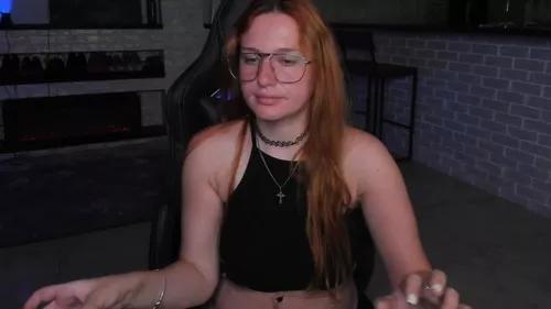 lisaelfy from Cherry is Freechat