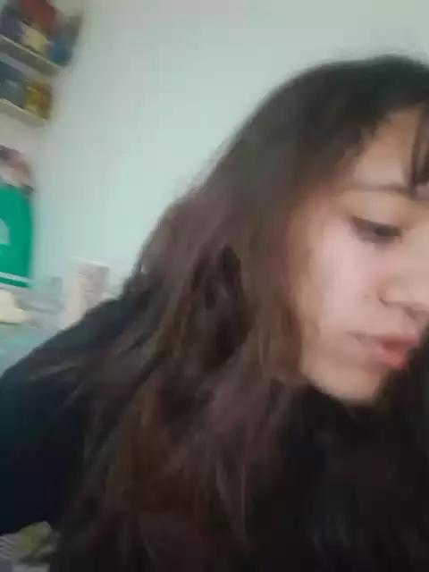 luluhh from Cherry is Freechat
