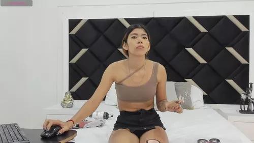 Check out our webcam shows gallery and message on a personal level with our sweet squirt cams hosts, showing off their natural physiques and sex toys.