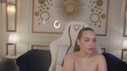 madisonsweet from Cherry is Freechat
