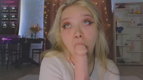 Photos of mayaster from Cherry is Freechat