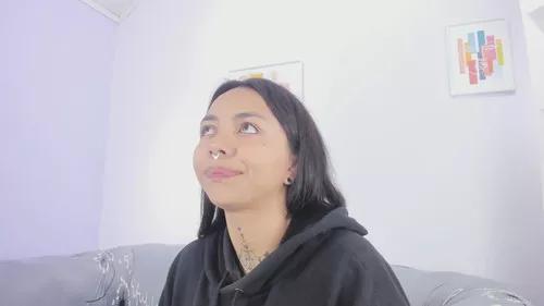misssoffimorel from Cherry is Freechat
