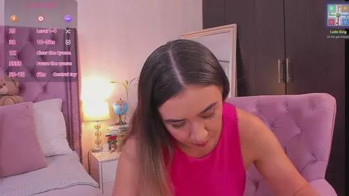 natashaleightt from Cherry is Freechat
