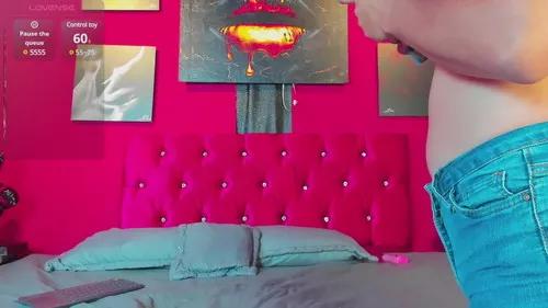 Check out our webcam shows gallery and message on a personal level with our sweet squirt cams hosts, showing off their natural physiques and sex toys.