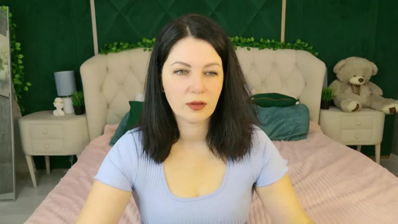 ninastane from Cherry is Freechat