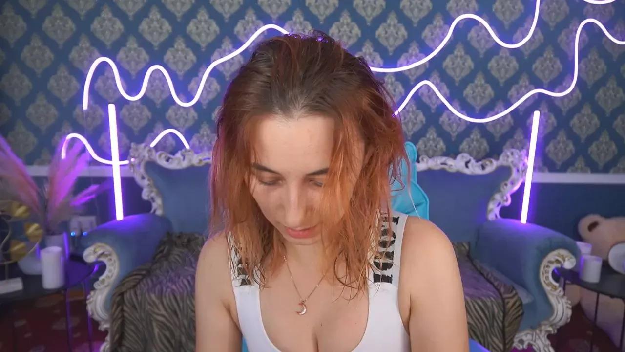 roxyrayy from Cherry is Freechat