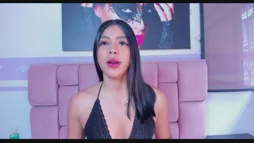 sarahbrowm from Cherry is Freechat