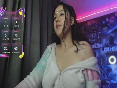 sarasof from Cherry is Freechat