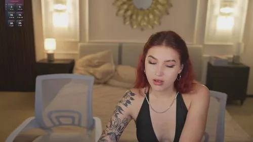 selenaglow from Cherry is Freechat
