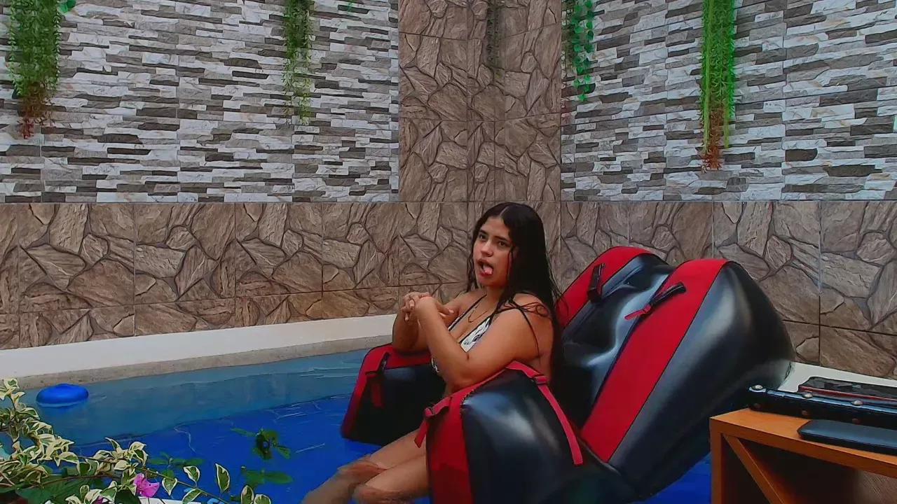 selenegomez from Cherry is Freechat