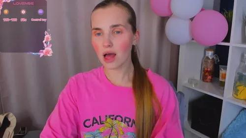 stacycruuz from Cherry is Freechat