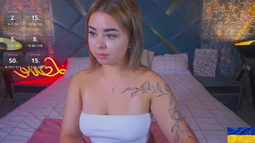 Check out our webcam shows gallery and message on a personal level with our sweet squirt cams hosts, showing off their natural physiques and sex toys.