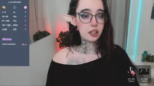 Check out our webcam shows gallery and message on a personal level with our sweet squirt cams hosts, showing off their natural physiques and sex toys.
