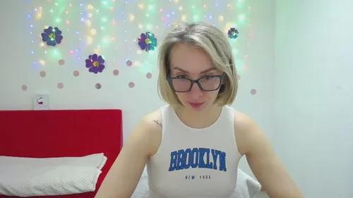 Check out our webcam shows gallery and message on a personal level with our sweet squirt cams hosts, showing off their natural physiques and sex toys.