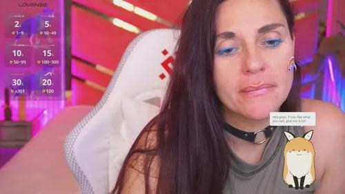 velvetsky from Cherry is Freechat