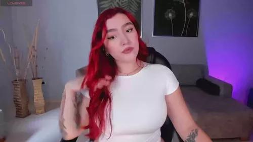violettcastel from Cherry is Freechat