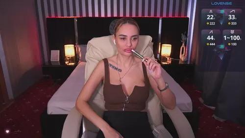 Check out our webcam shows gallery and message on a personal level with our sweet squirt cams hosts, showing off their natural physiques and sex toys.
