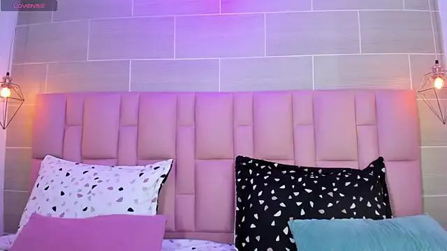 Check out our webcam shows gallery and message on a personal level with our sweet squirt cams hosts, showing off their natural physiques and sex toys.