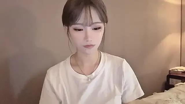 -BaWangLong- from StripChat is Freechat