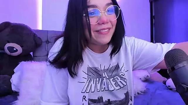 Check out our webcam shows gallery and message on a personal level with our sweet squirt cams hosts, showing off their natural physiques and sex toys.