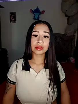 -HelloKitty_ from StripChat is Freechat