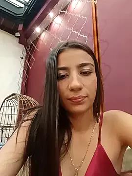 -juicy_ from StripChat is Freechat