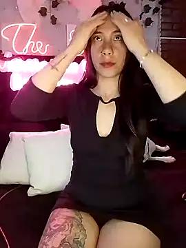 Check out our webcam shows gallery and message on a personal level with our sweet squirt cams hosts, showing off their natural physiques and sex toys.