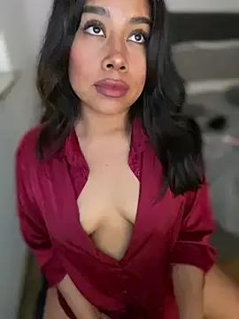 Check out our webcam shows gallery and message on a personal level with our sweet squirt cams hosts, showing off their natural physiques and sex toys.