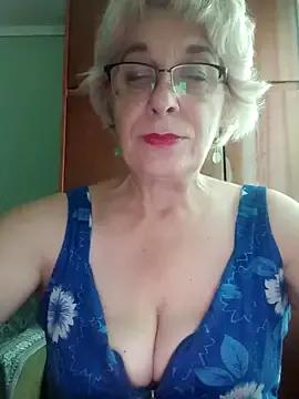 52MiaLove02 from StripChat is Freechat