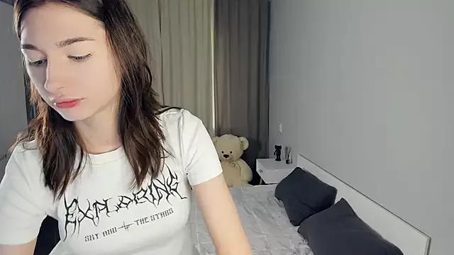 Check out our webcam shows gallery and message on a personal level with our sweet squirt cams hosts, showing off their natural physiques and sex toys.