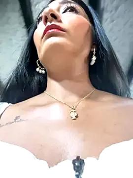 _Bella-Office1 from StripChat is Freechat