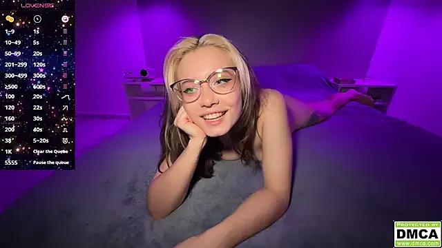Check out our webcam shows gallery and message on a personal level with our sweet squirt cams hosts, showing off their natural physiques and sex toys.