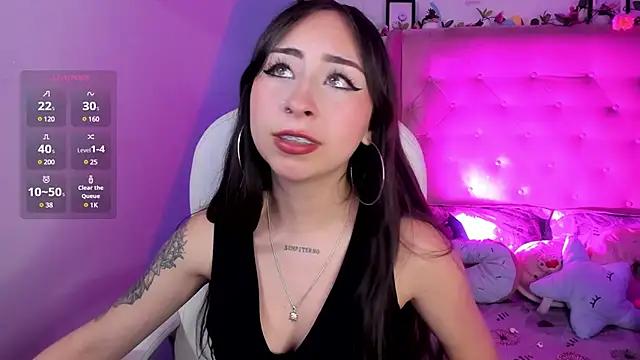 Check out our webcam shows gallery and message on a personal level with our sweet squirt cams hosts, showing off their natural physiques and sex toys.